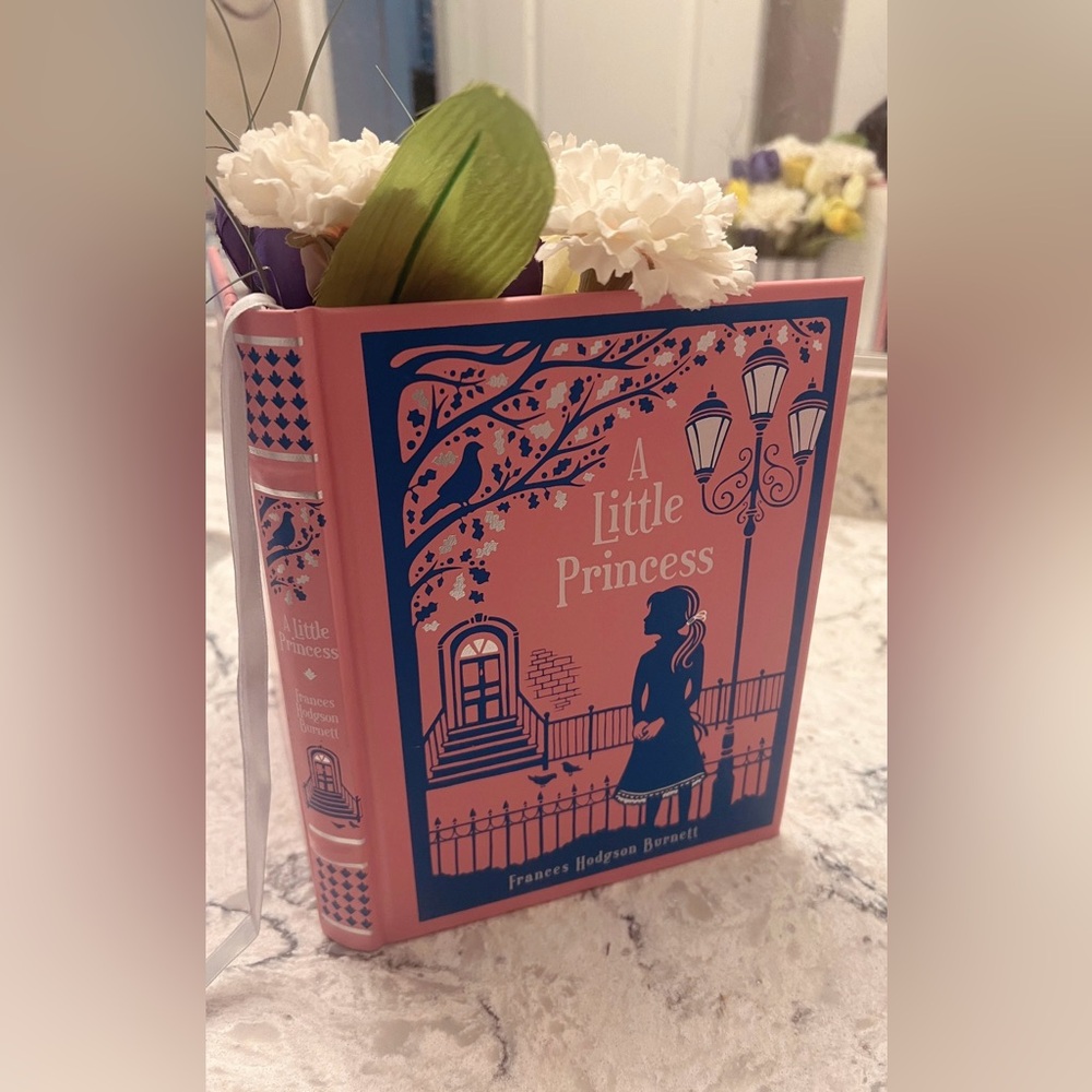 Upcycled Book Vase - A Little Princess